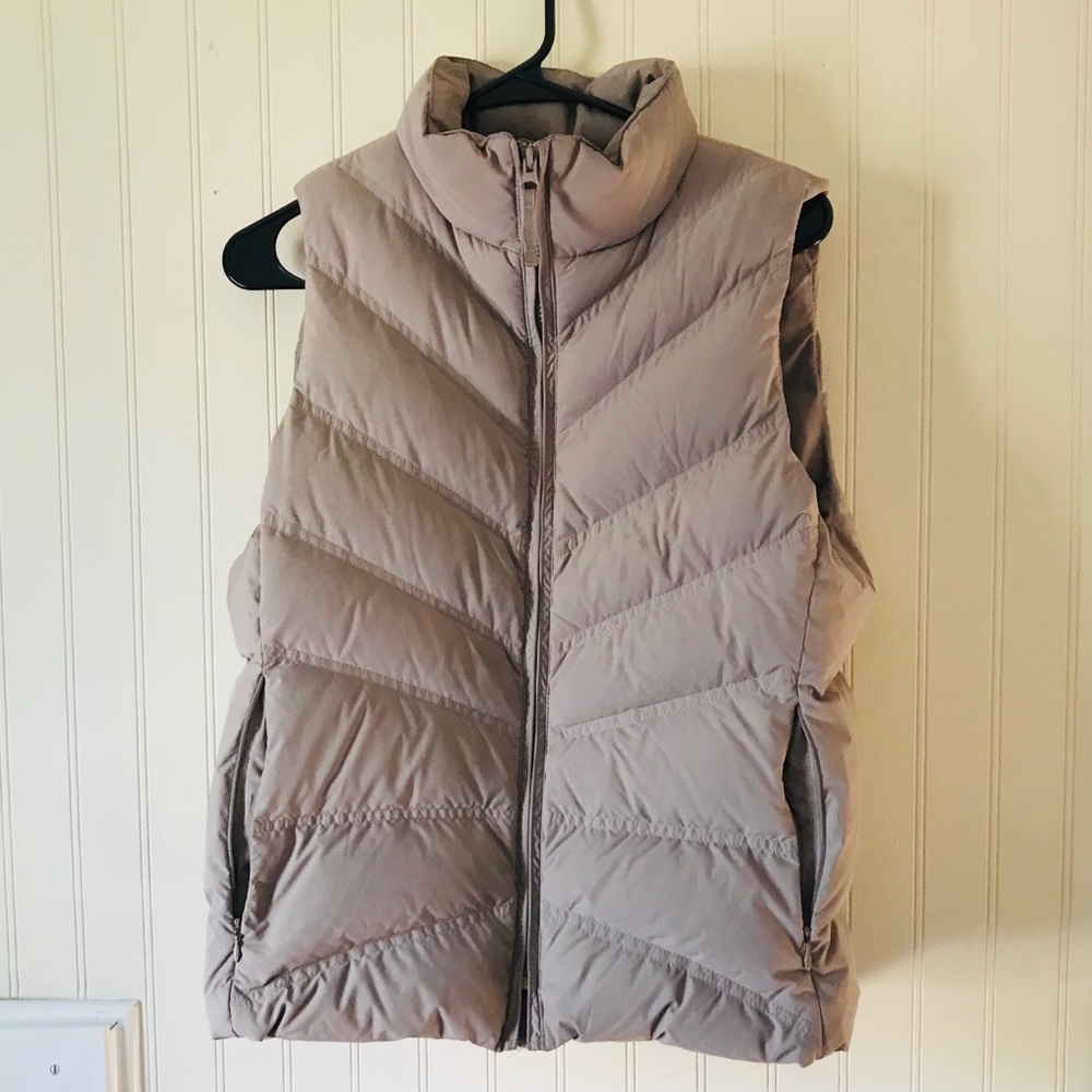 ll Bean puffer vest